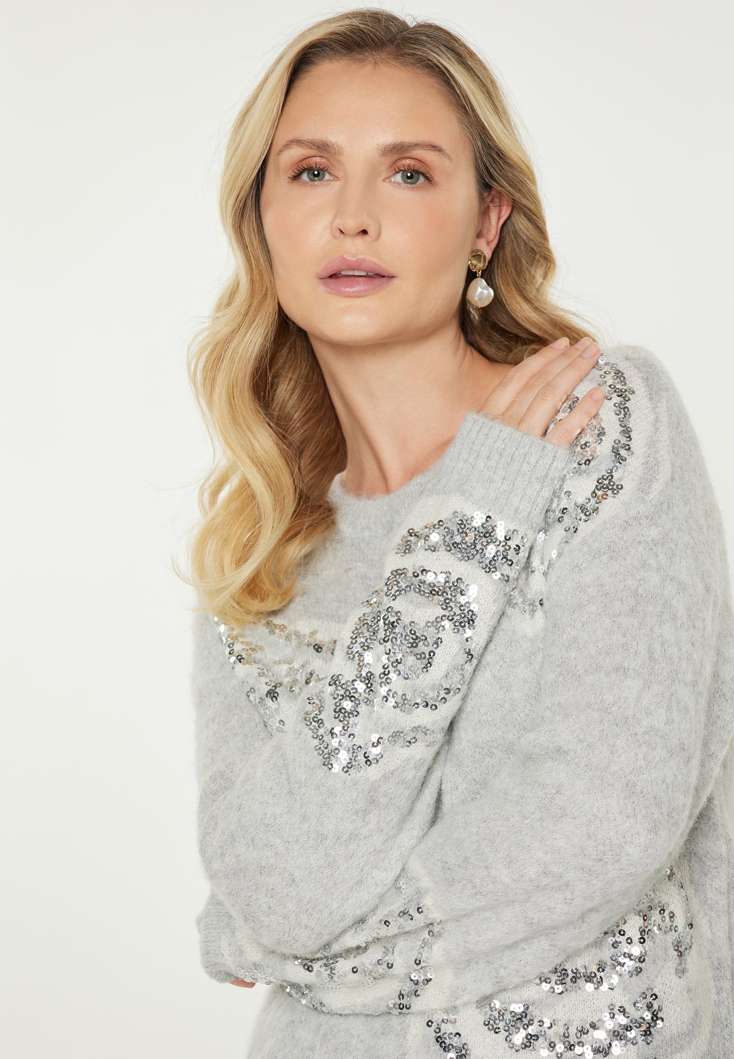 usha Women's Sweater