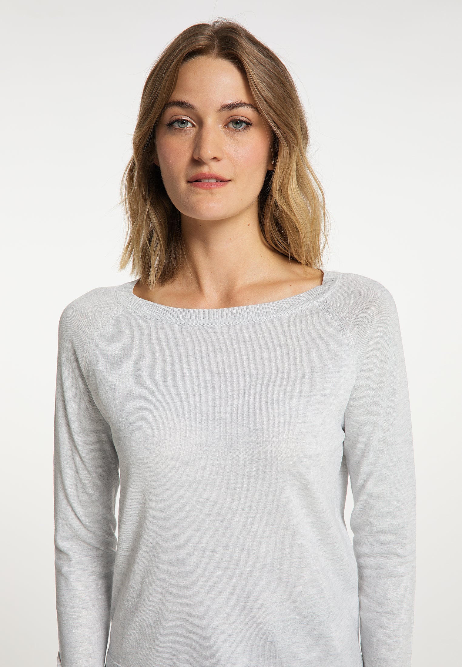 usha BLUE LABEL Women's Crew Neck Sweater