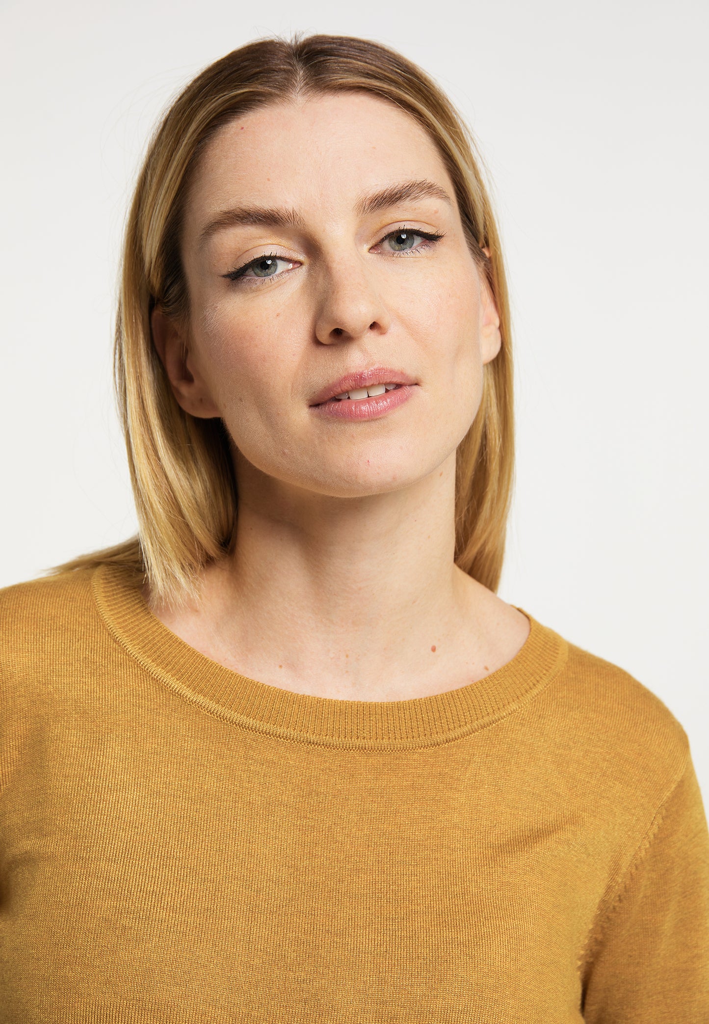 usha Women's Crew Neck Sweater
