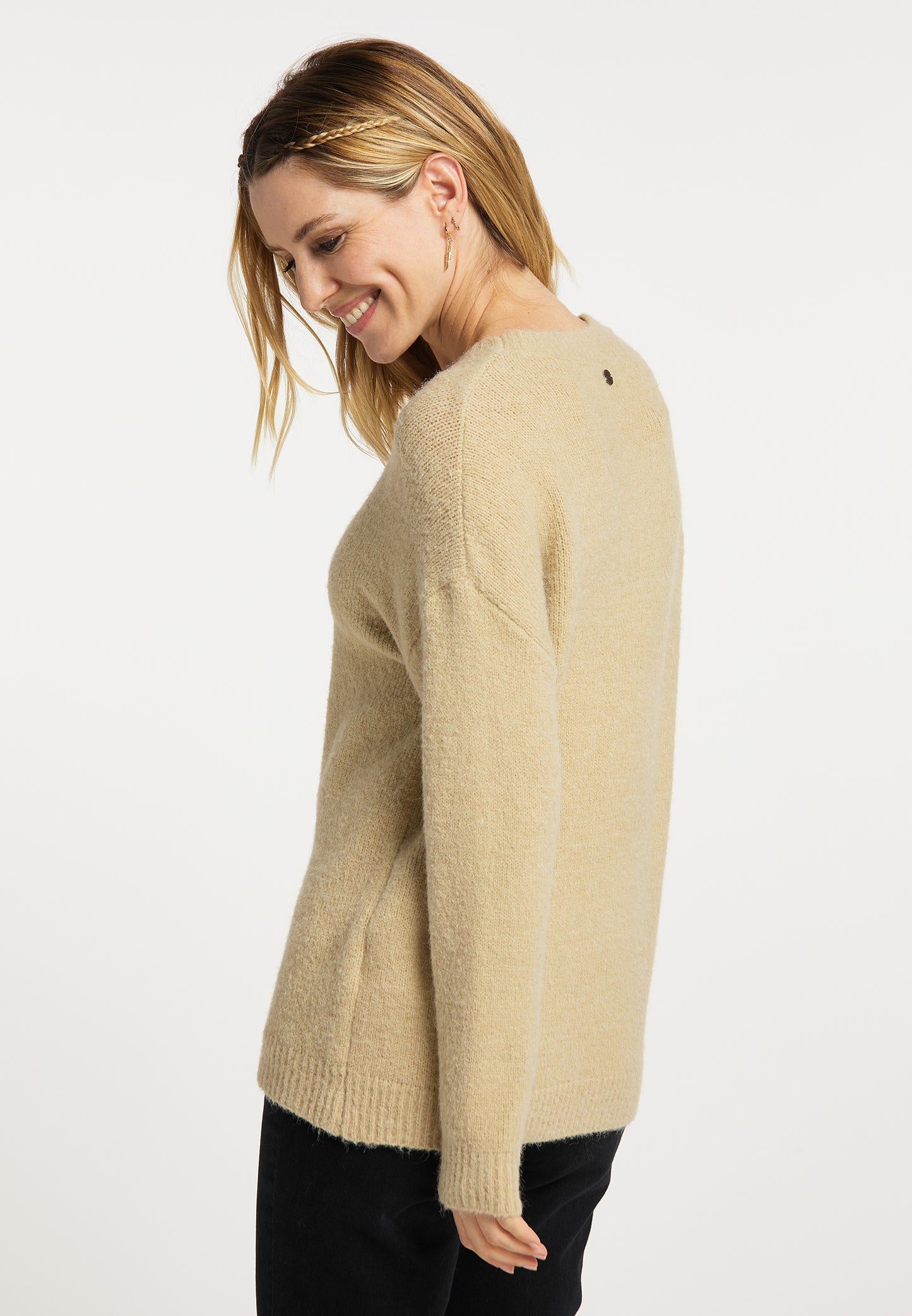 usha FESTIVAL Women's Crew Neck Sweater
