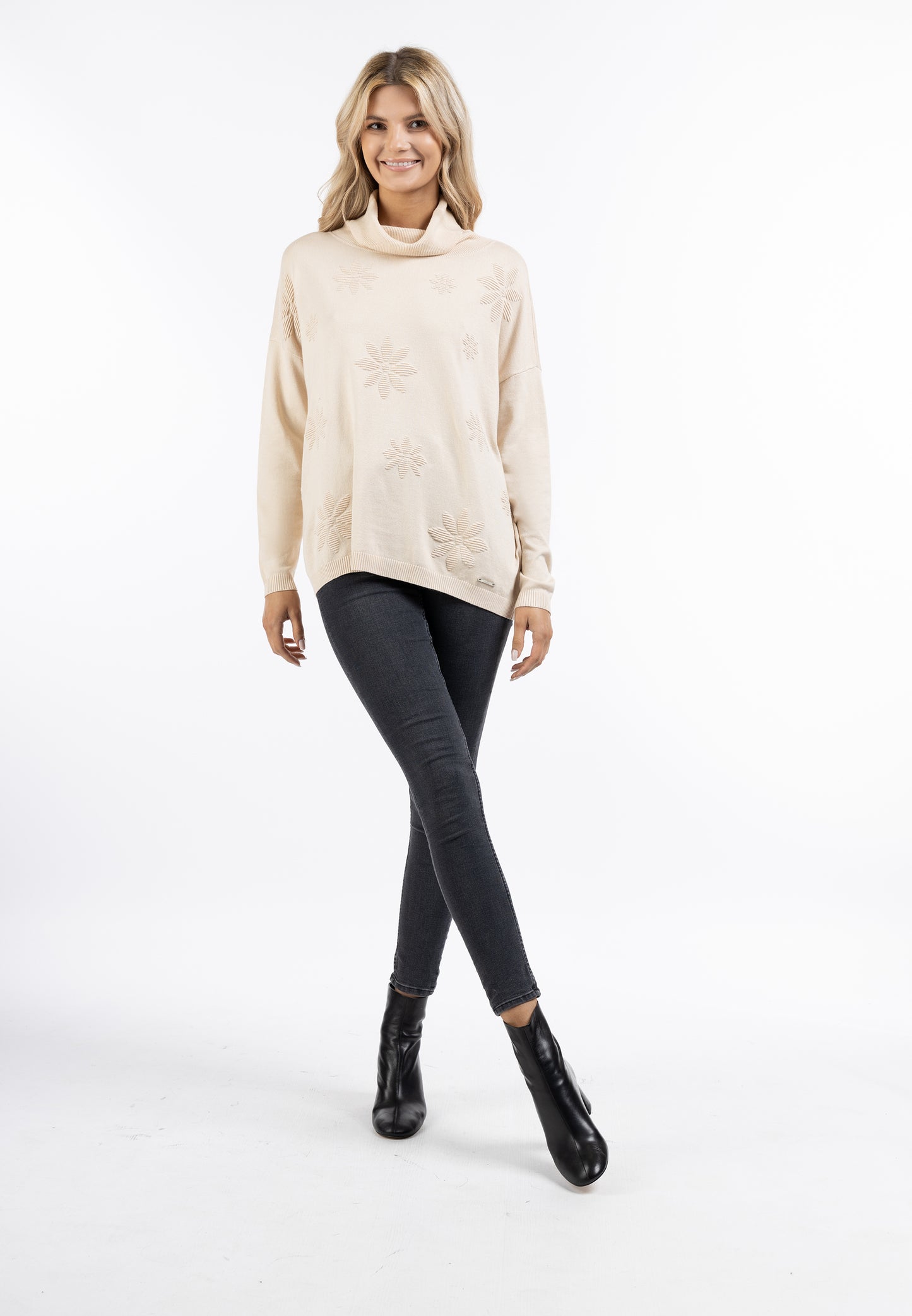 usha Women's Knit Sweater