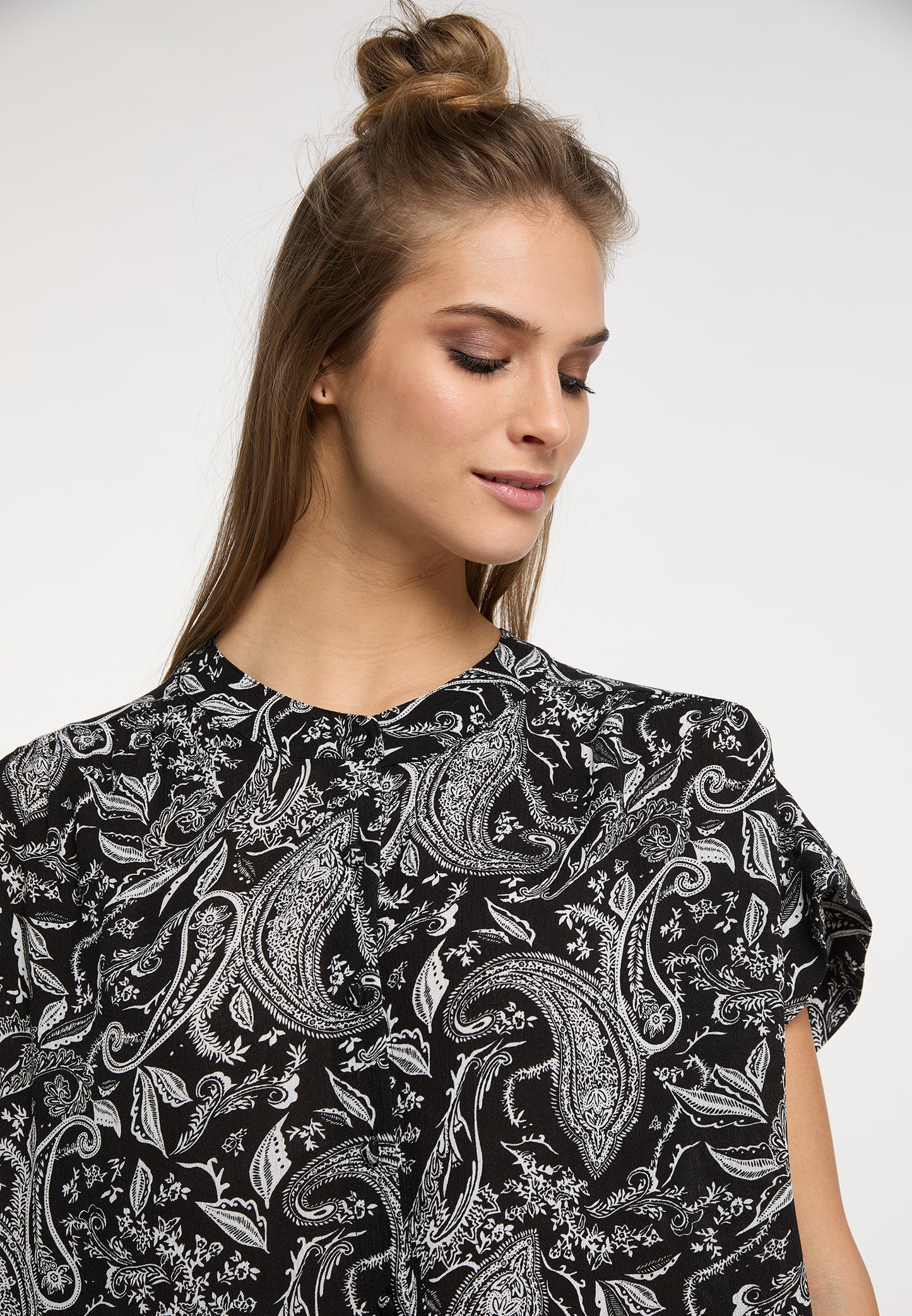 usha FESTIVAL Women's Short Sleeve Blouse