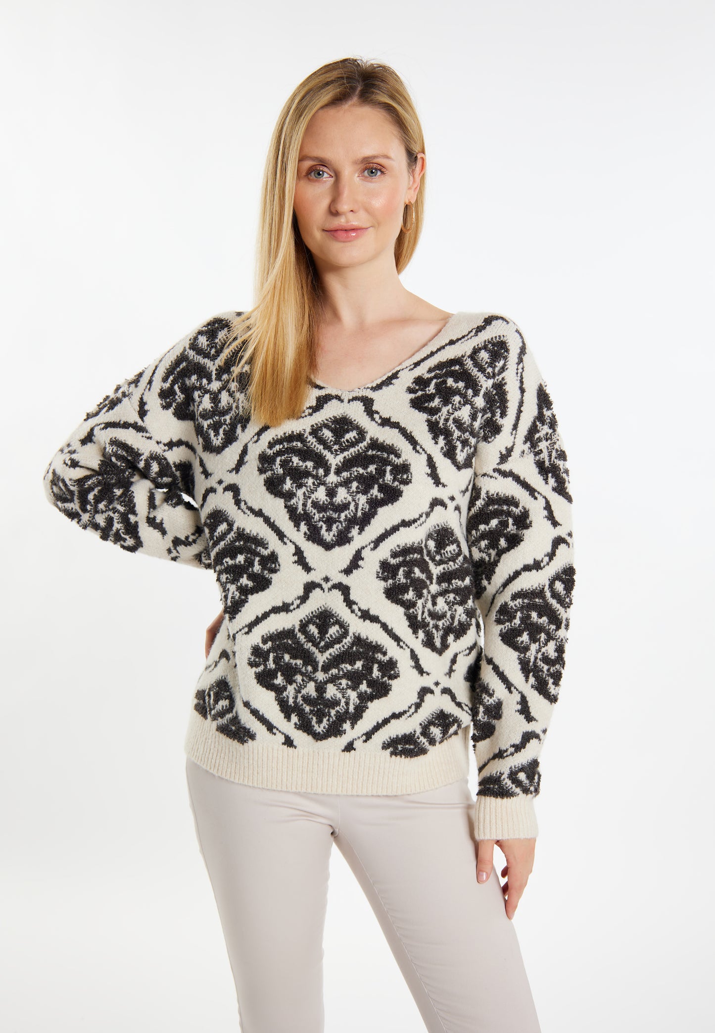 usha Women's Knitted Sweater
