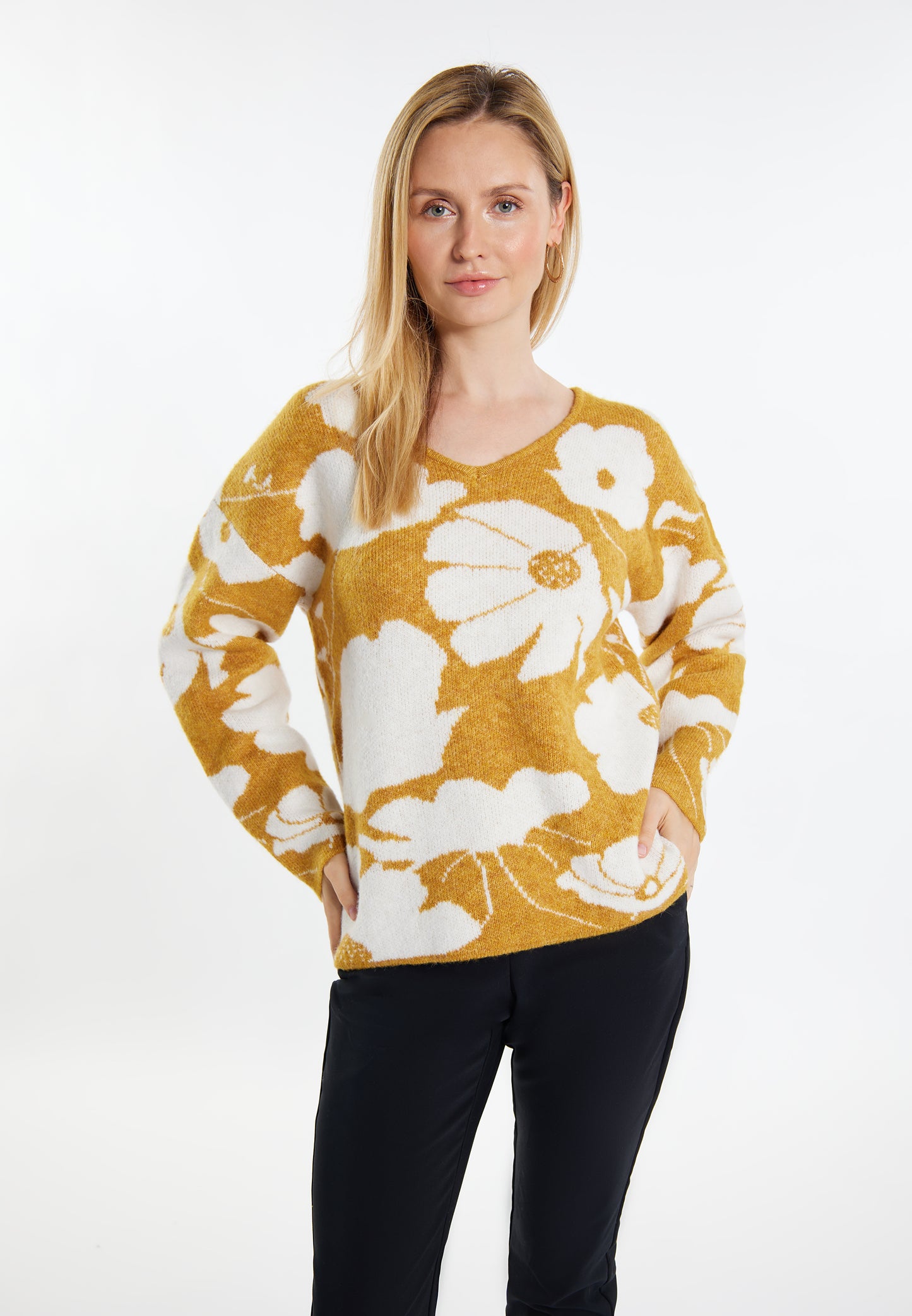 usha Women's Knitted Sweater