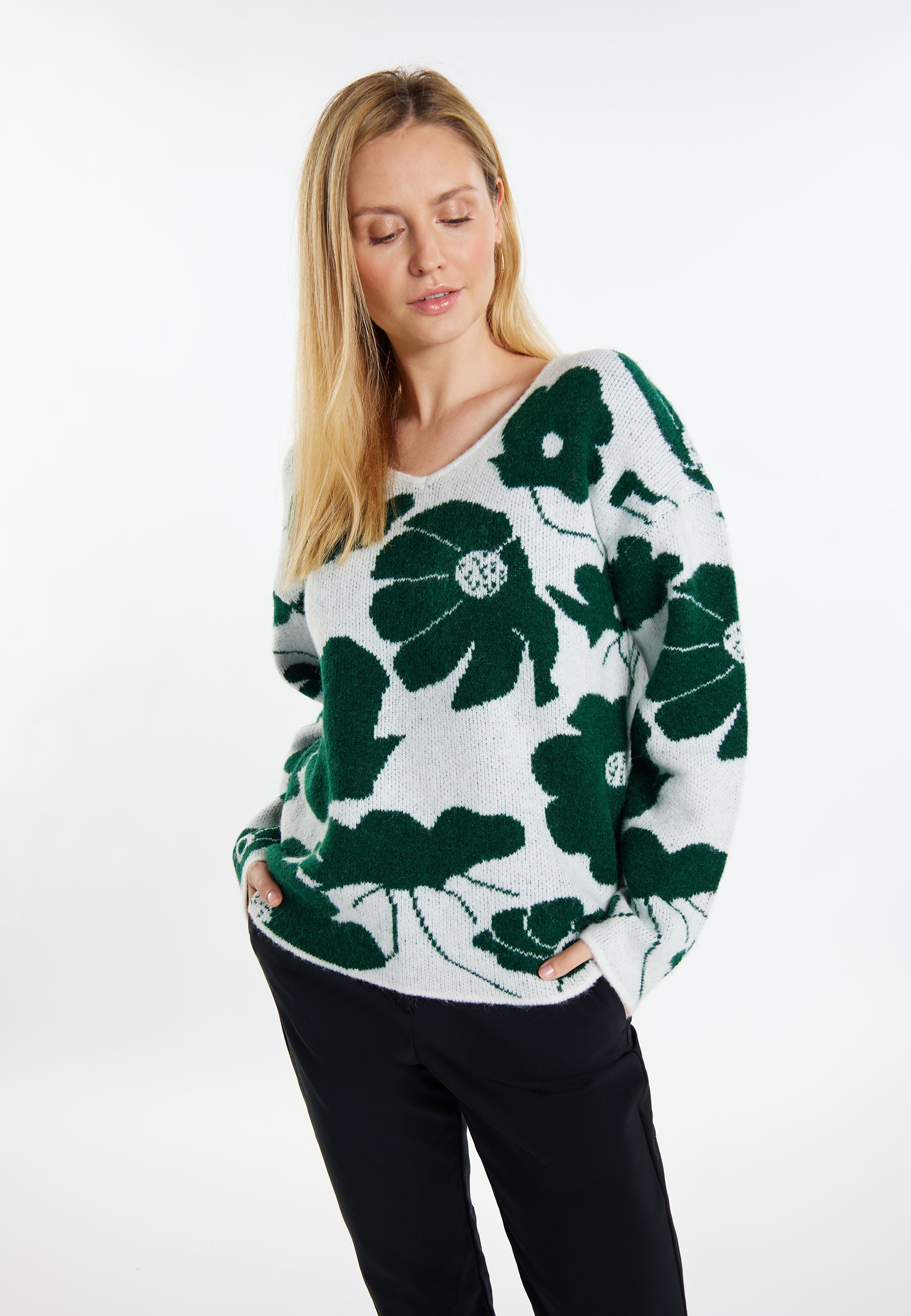 usha Women's Knitted Sweater