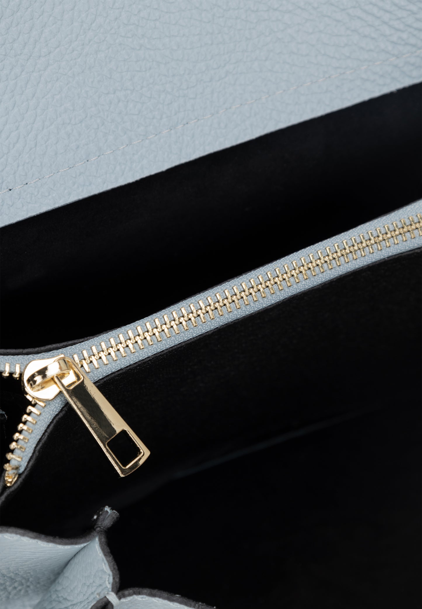 usha Women's Handbag
