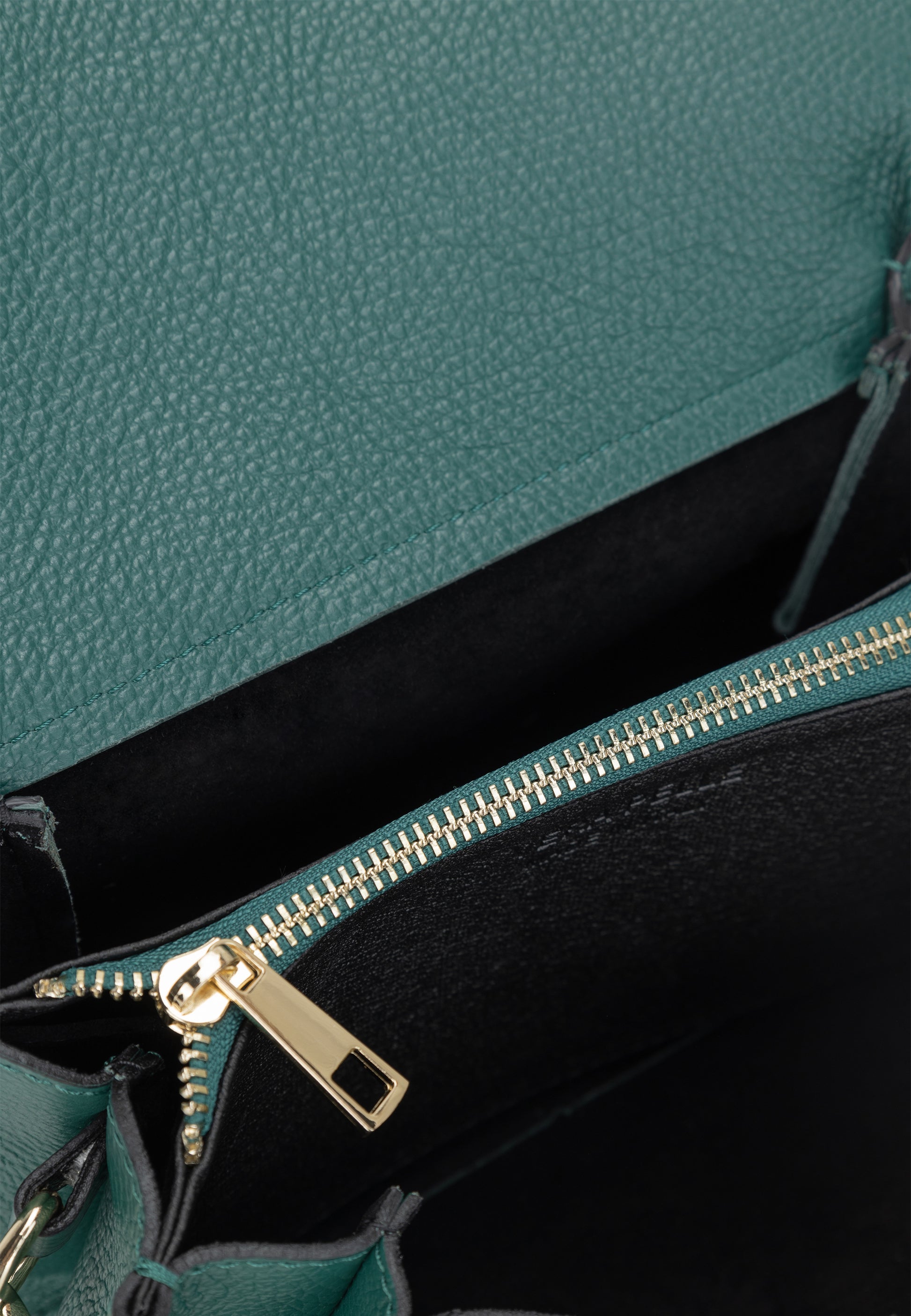 usha Women's Handbag