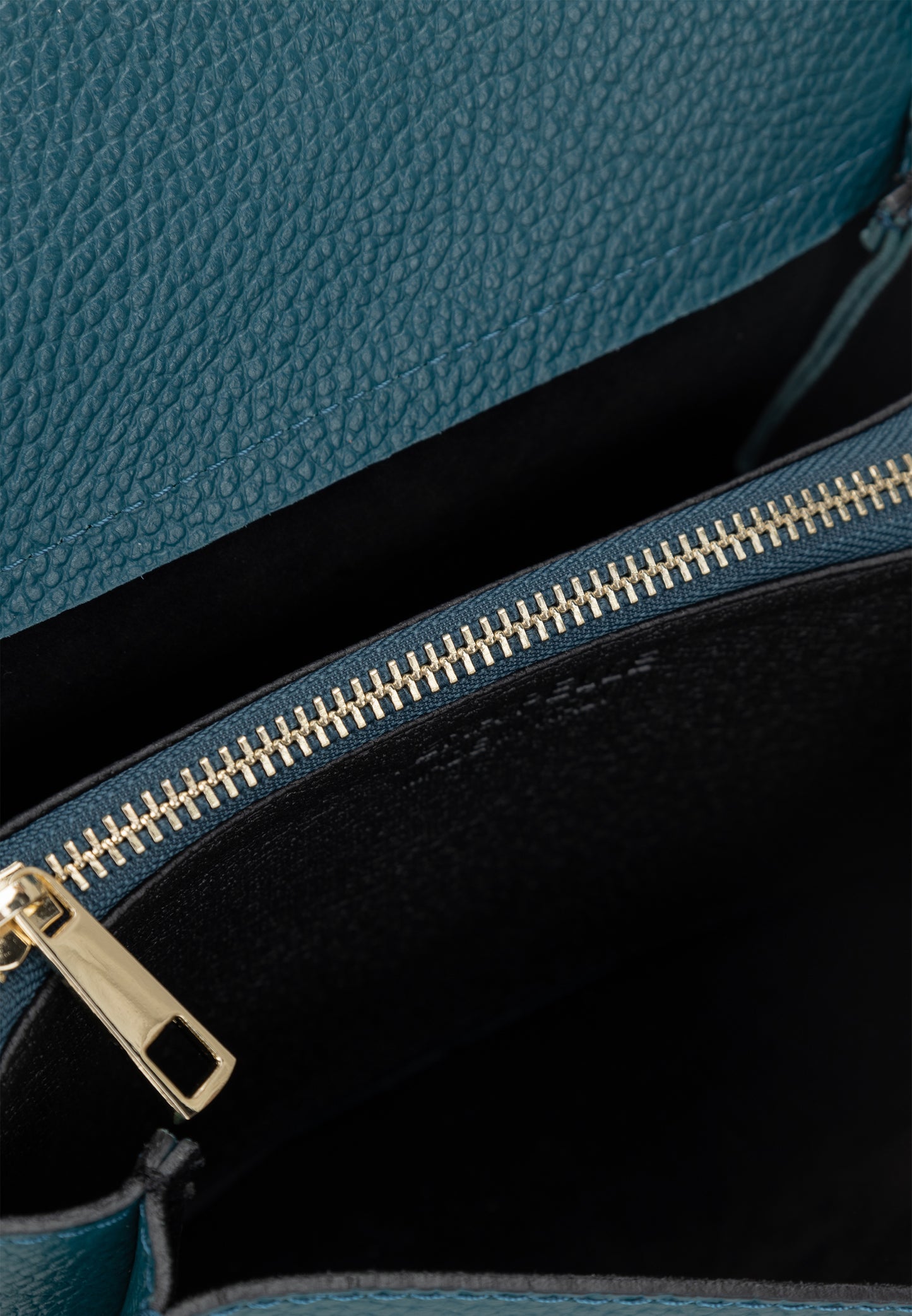 usha Women's Handbag