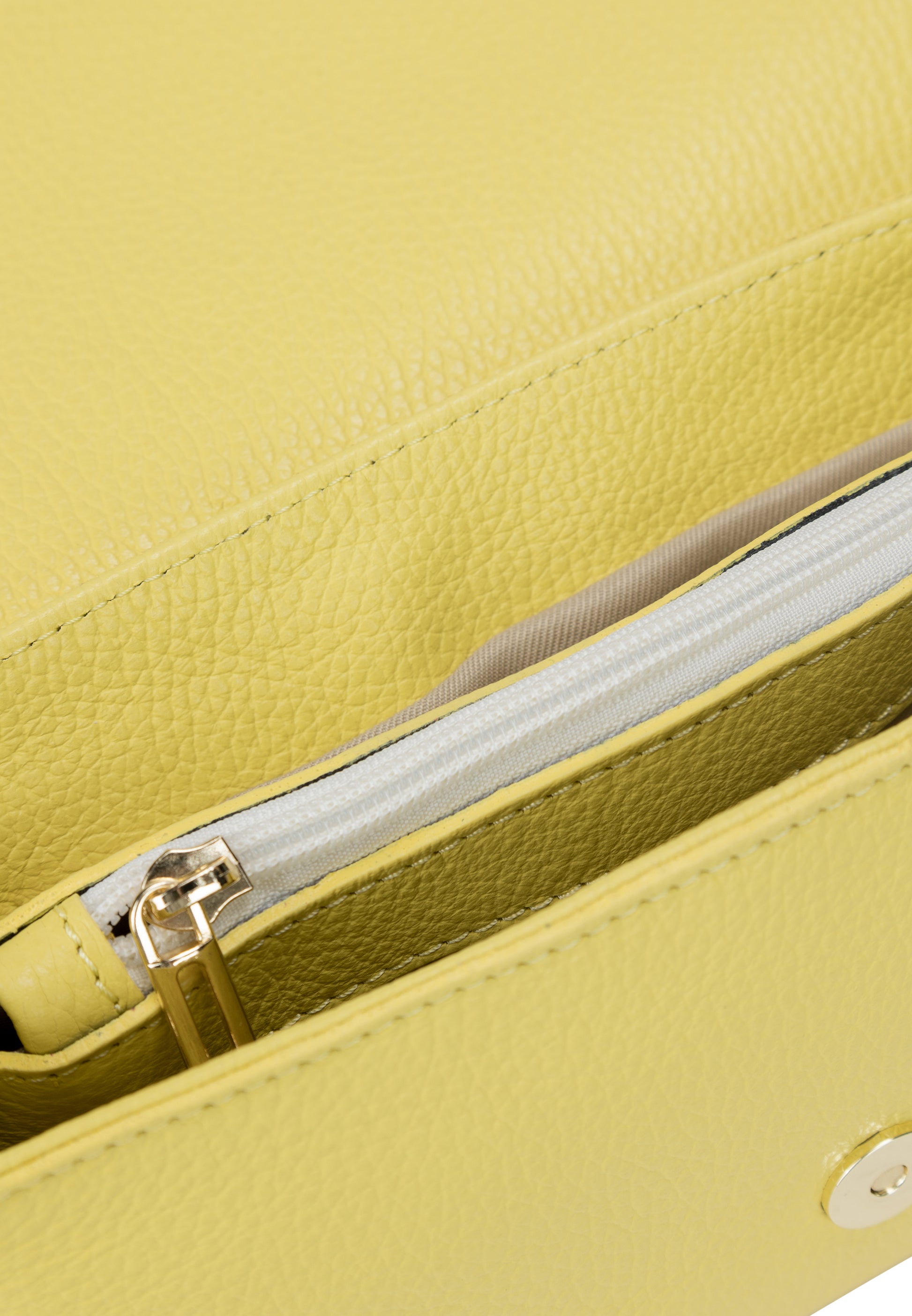 usha Women's Leather Shoulder Bag