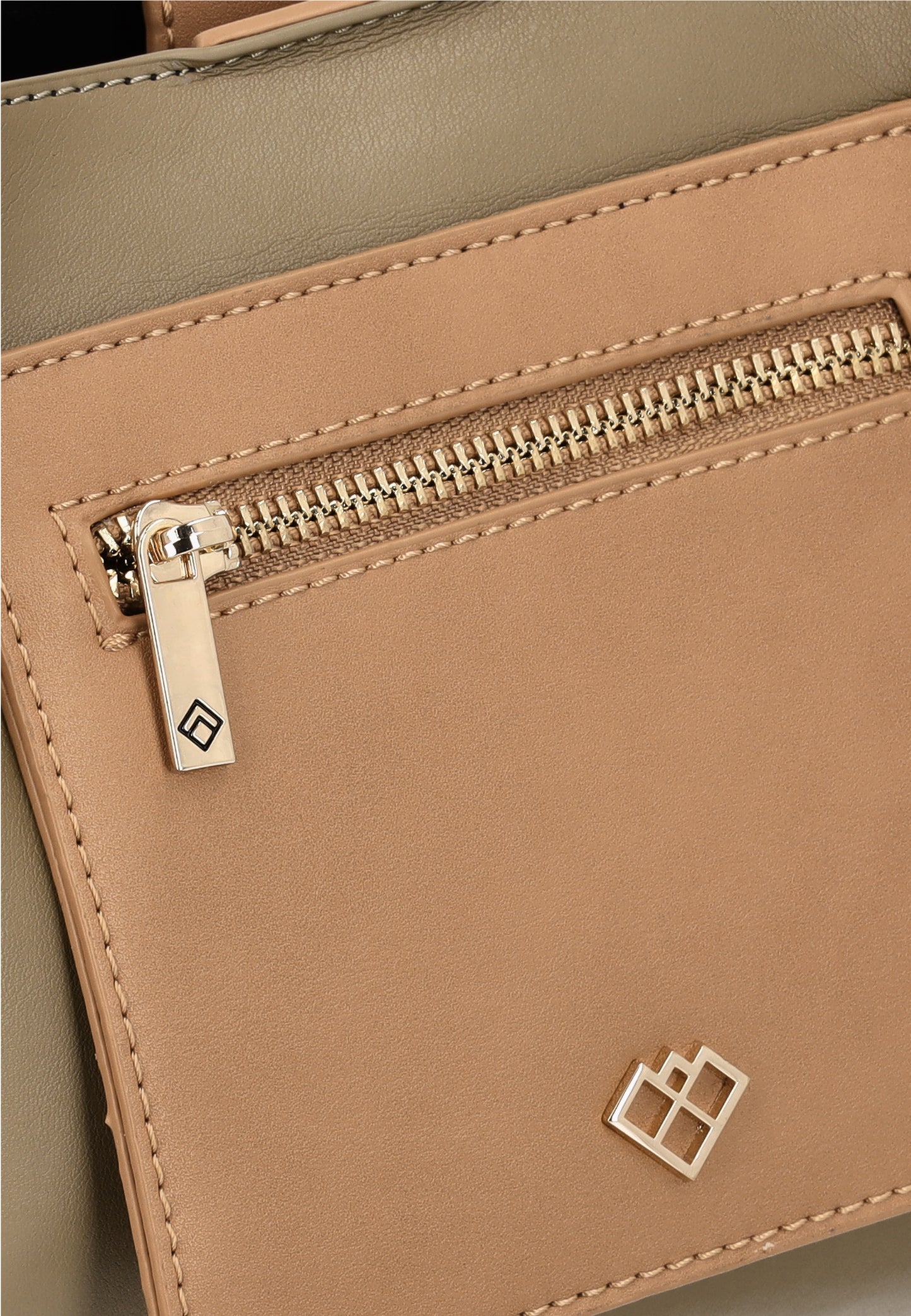 usha Women's Handbag