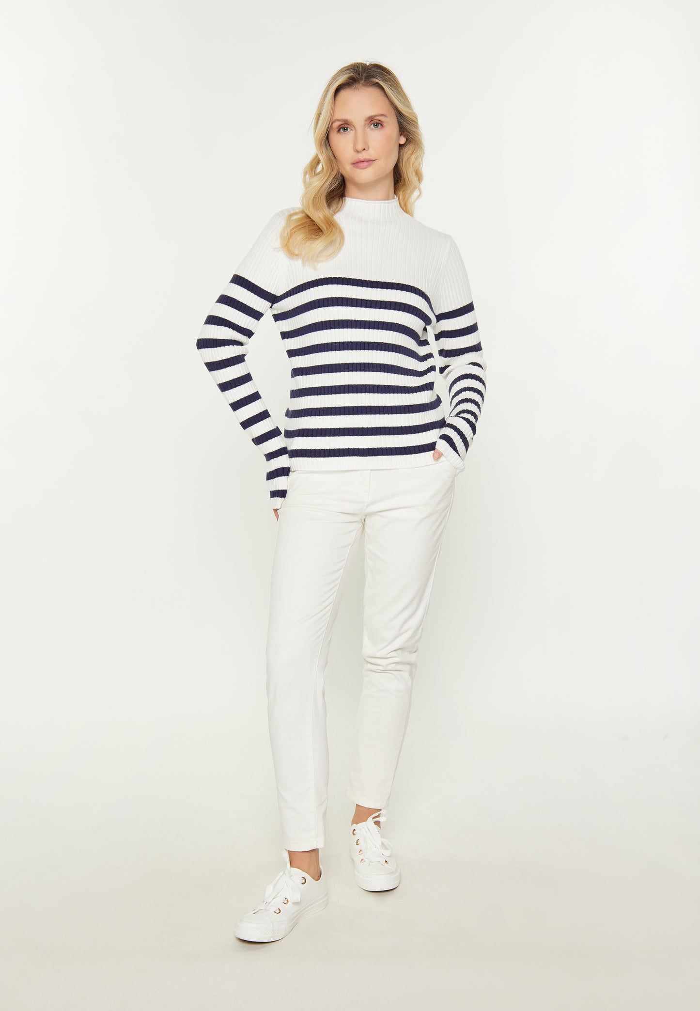 usha BLUE LABEL Women's Sweater