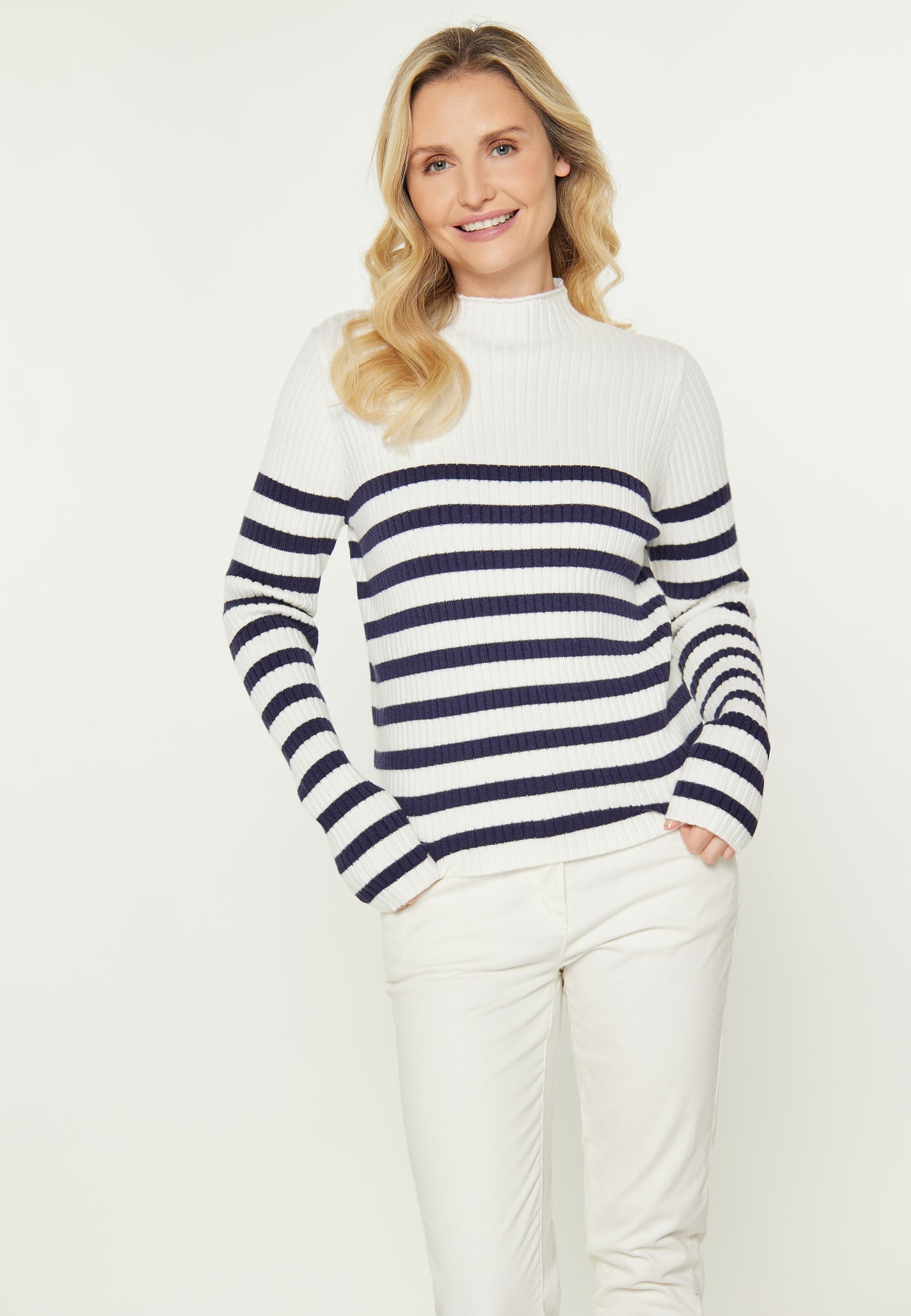 usha BLUE LABEL Women's Sweater