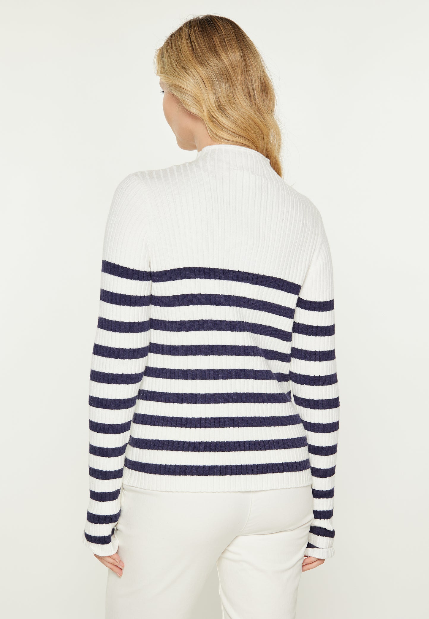 usha BLUE LABEL Women's Sweater