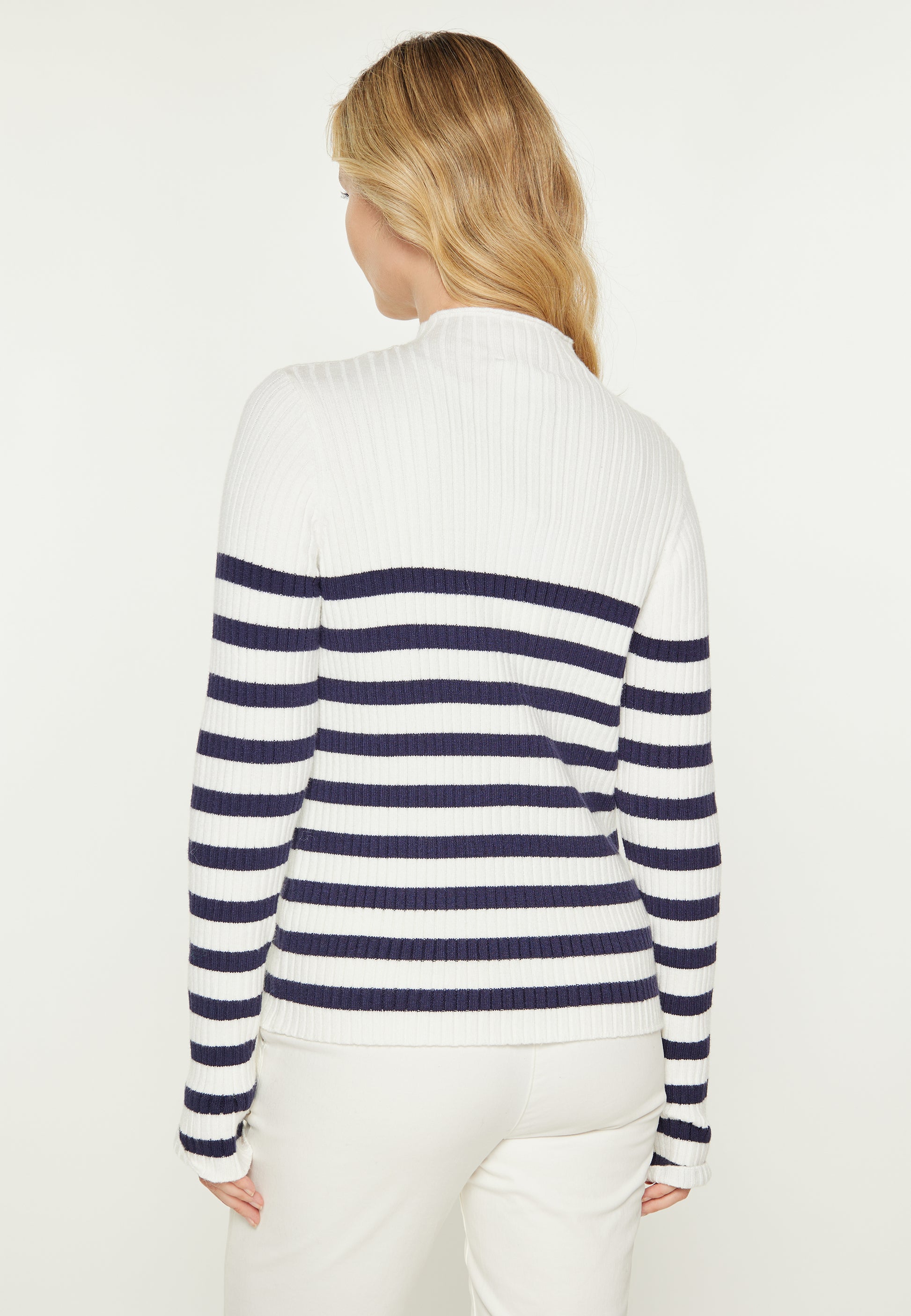 usha BLUE LABEL Women's Sweater