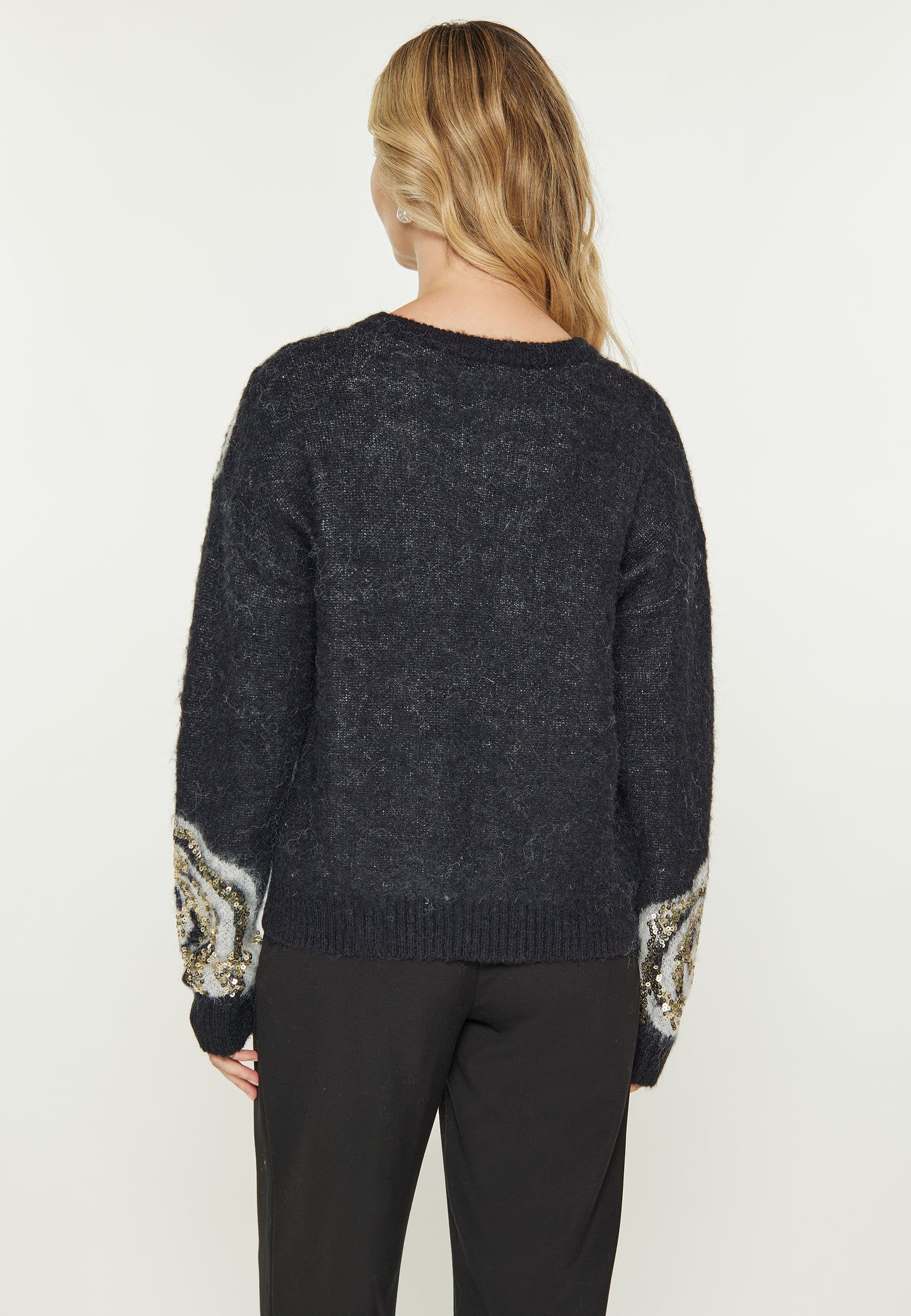 usha Women's Sweater