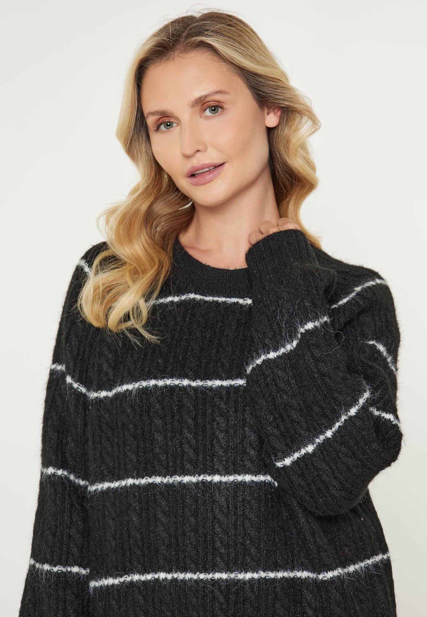 usha BLUE LABEL Women's Sweater